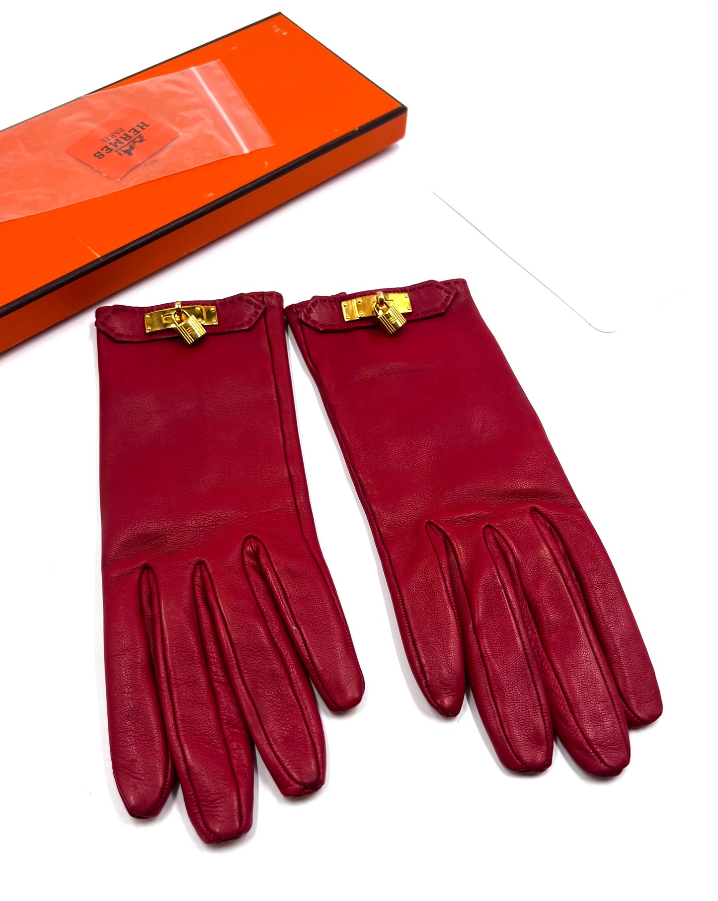 Hermes Kelly Red Ladies Gloves Small Size  (🇵🇭P12,040)