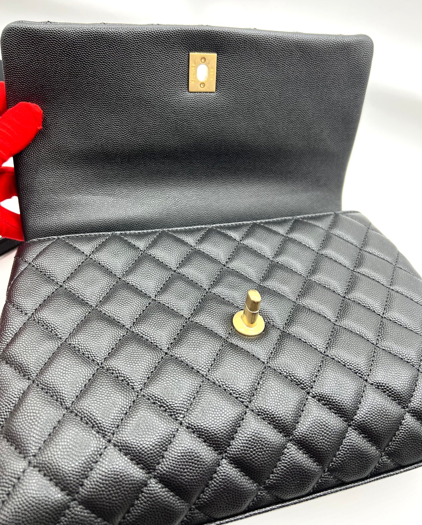 Chanel Top Handle Caviar MM size