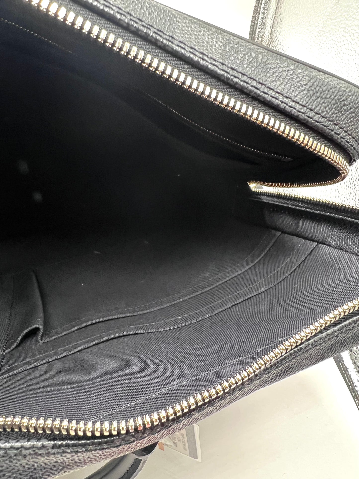 Louis Vuitton Porte Document Voyage Pm Briefcase Graphite Canvas (🇵🇭P46,440)