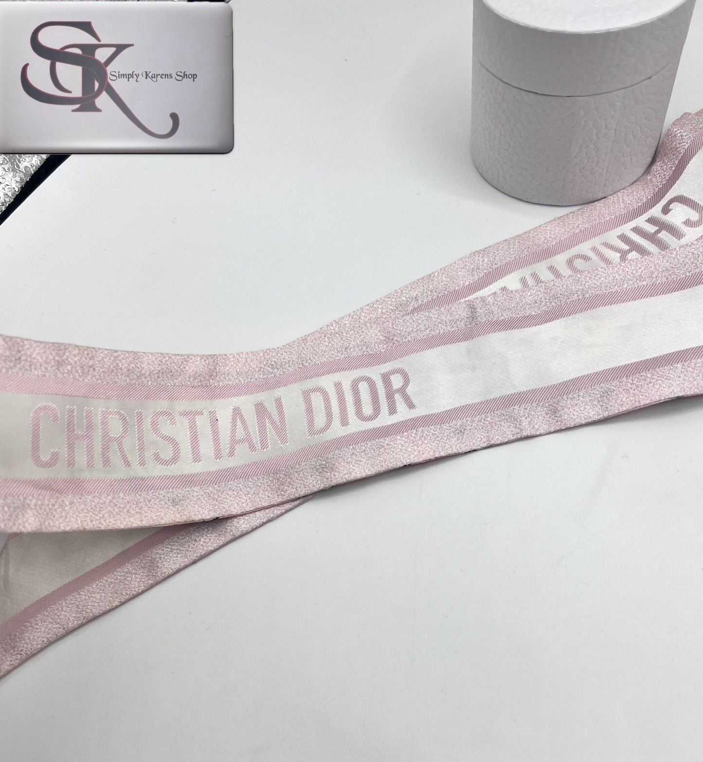 CHristian Dior Pink Floral Silk Twilly (🇵🇭P12,900)