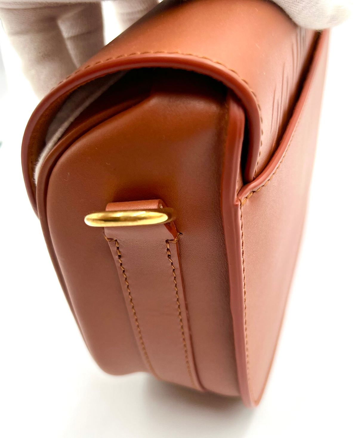 Christian Dior  Calfskin Medium Bobby Camel Flap (🇵🇭P189,200)