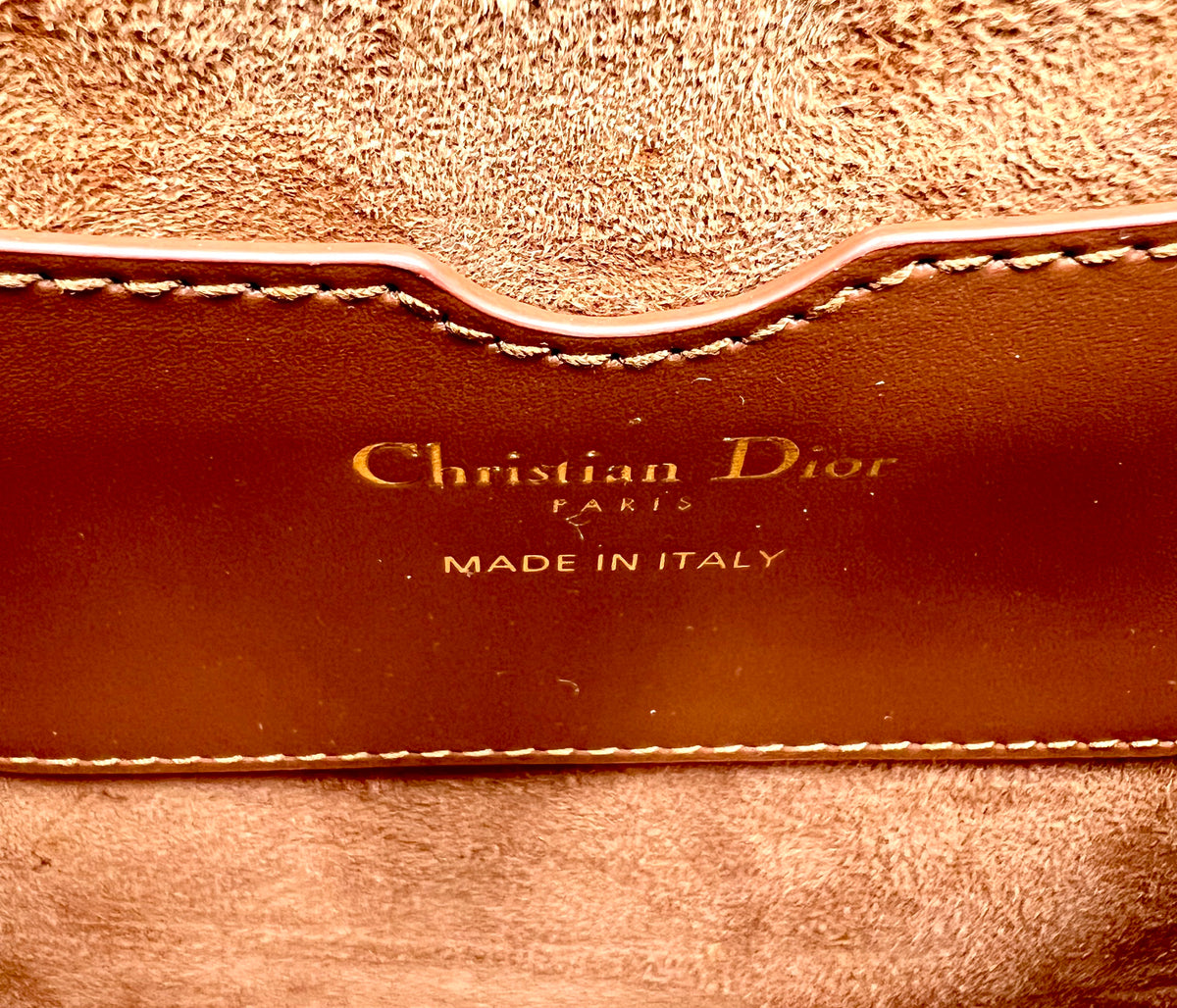 Christian Dior  Calfskin Medium Bobby Camel Flap (🇵🇭P189,200)