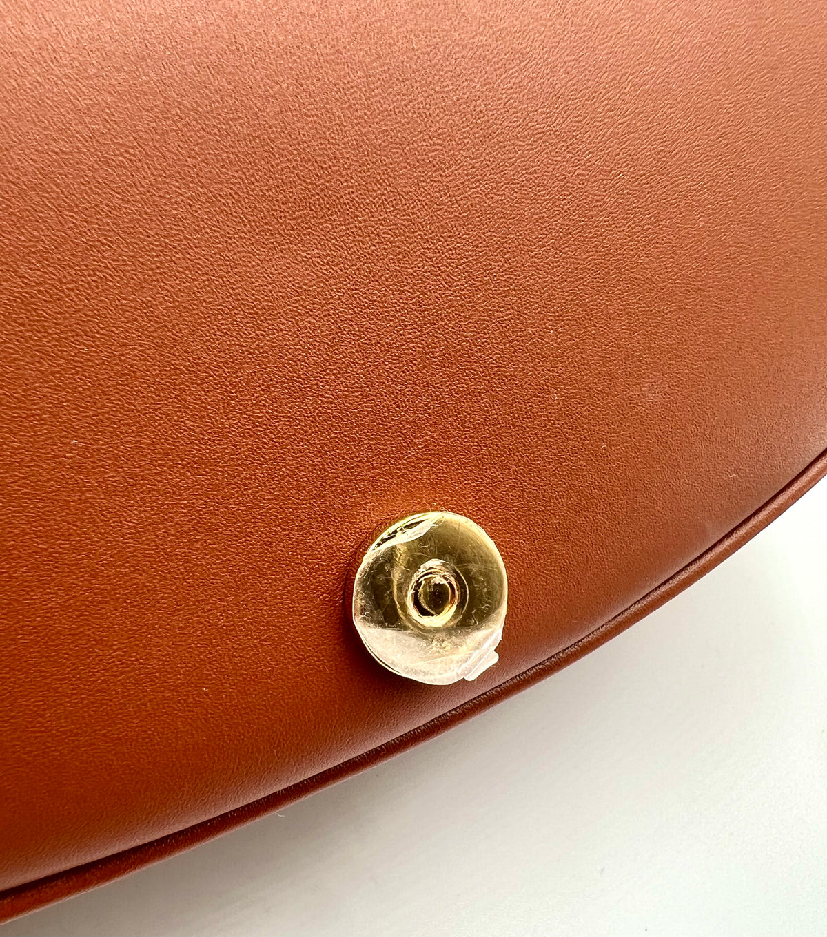Christian Dior  Calfskin Medium Bobby Camel Flap (🇵🇭P189,200)