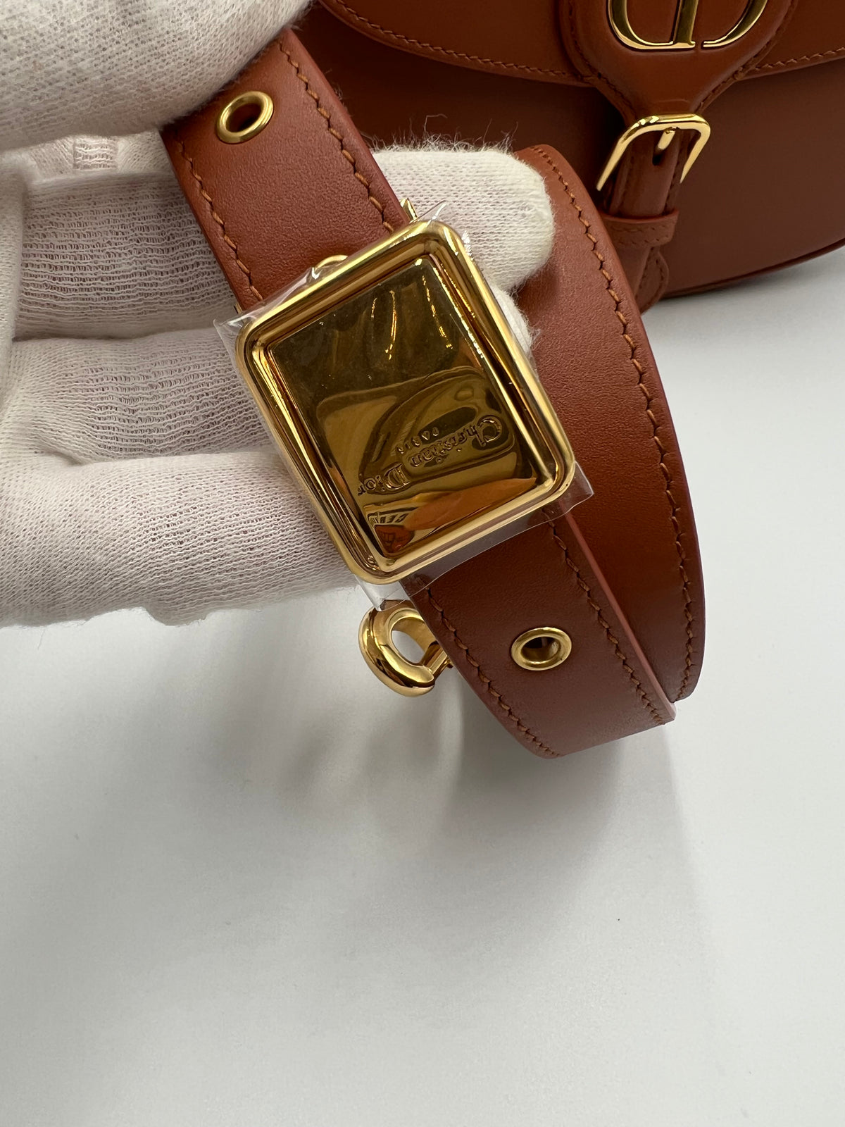 Christian Dior  Calfskin Medium Bobby Camel Flap (🇵🇭P189,200)